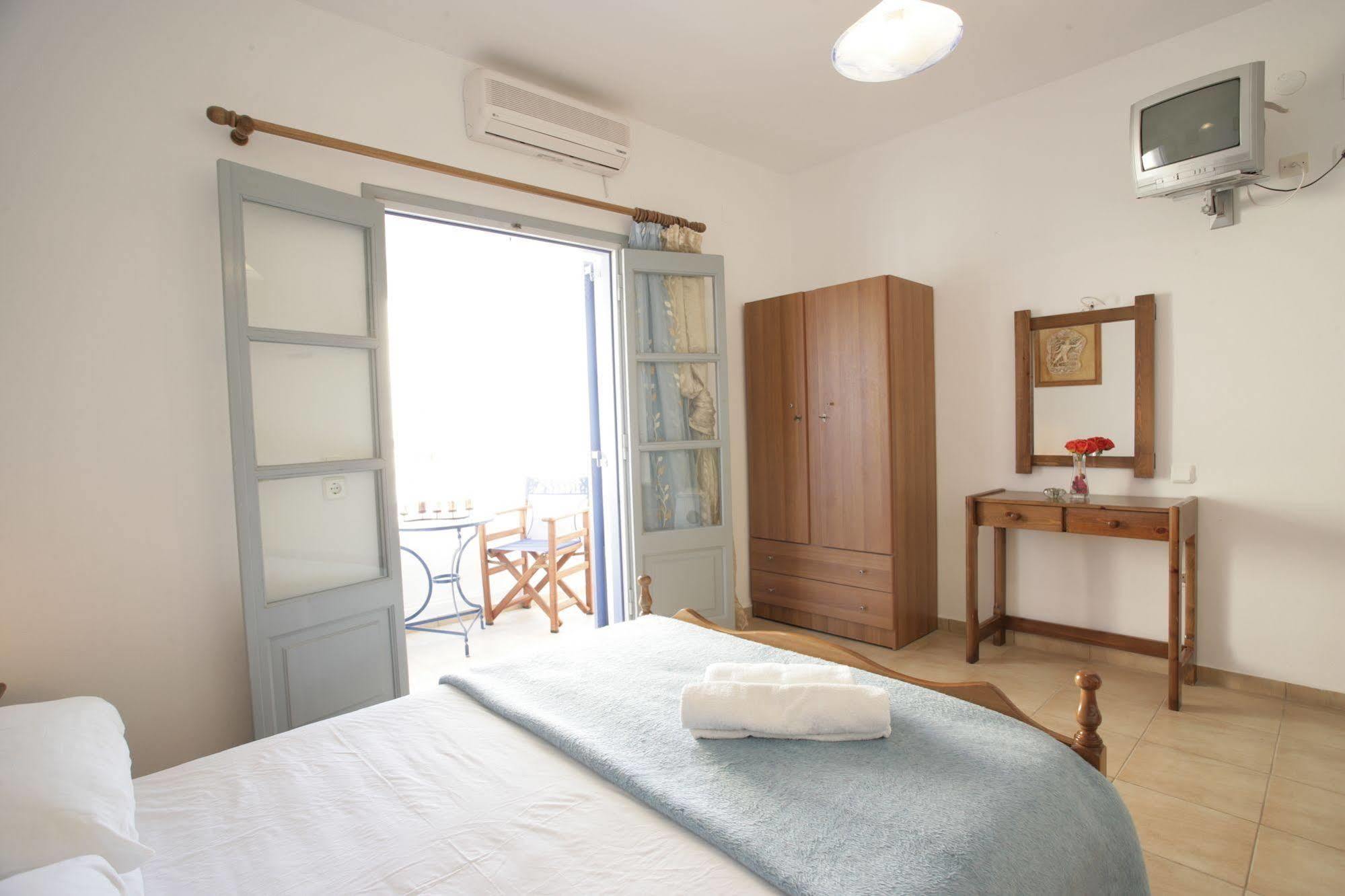 Plastiras Rooms Тира Экстерьер фото